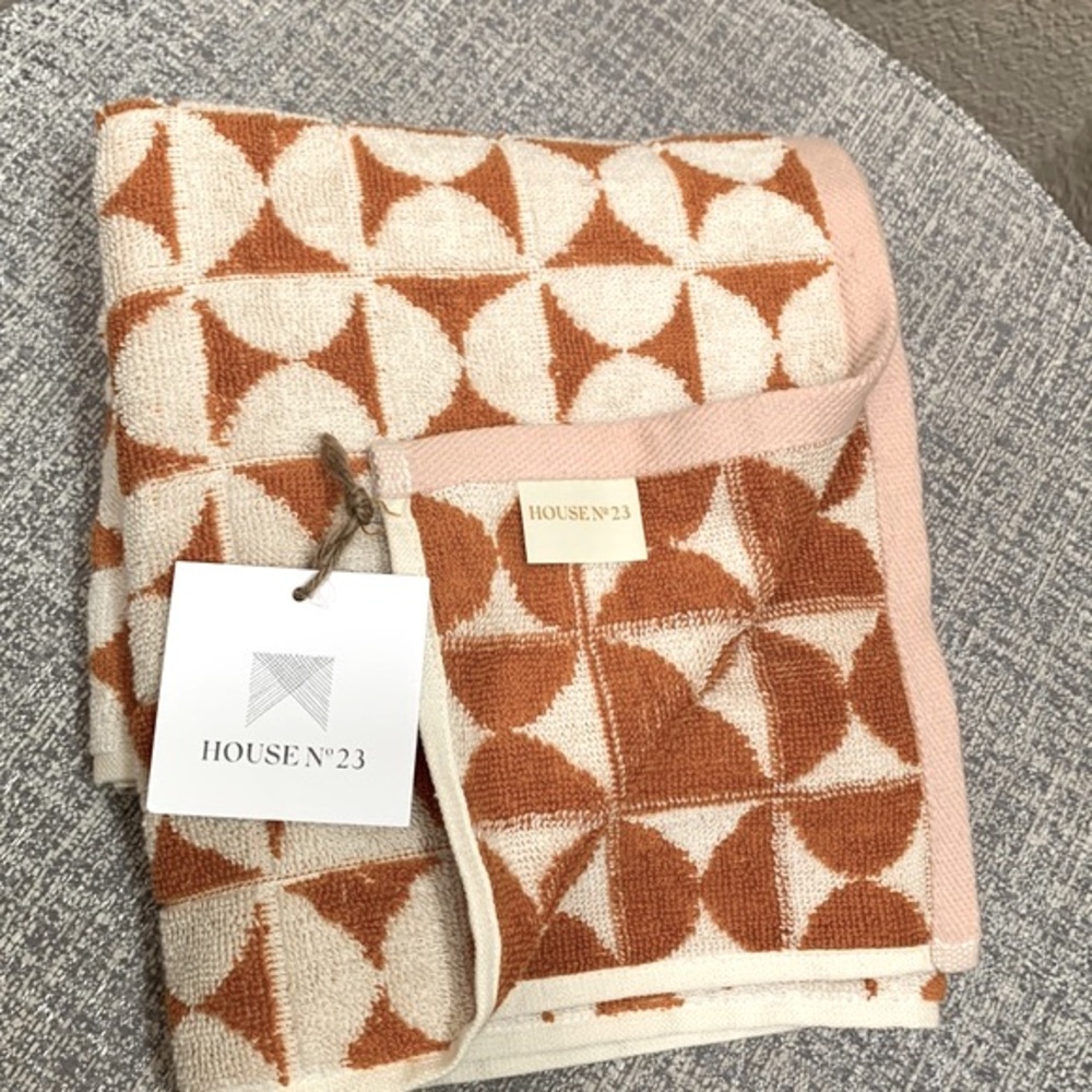🔹NEW..House No.23 Harper Towel